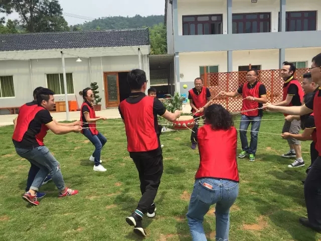 “向梦想出发” 1066vip威尼斯官网销售团建活动完美绽放